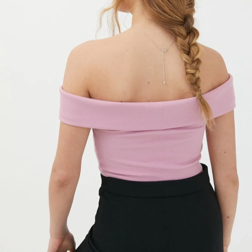 NWT Urban Outfitters Off the Shoulder Ribbed Crop Top - Picture 2 of 7